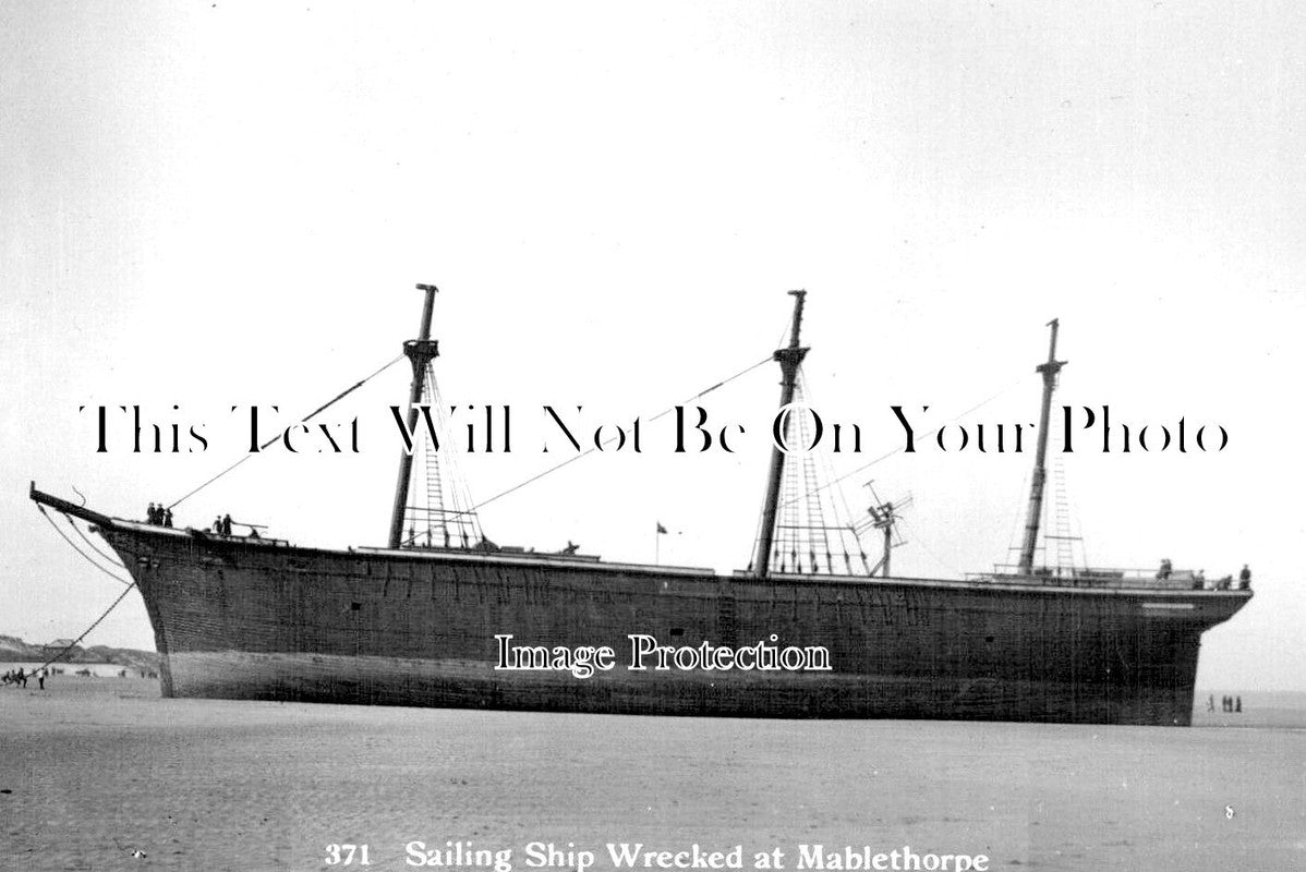 LI 3120 - Sailing Ship Shipwrecked At Mablethorpe, Lincolnshire