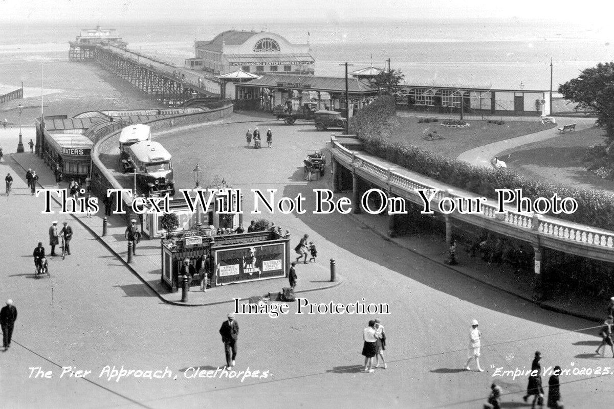 LI 3180 - The Pier Approach, Cleethorpes, Lincolnshire