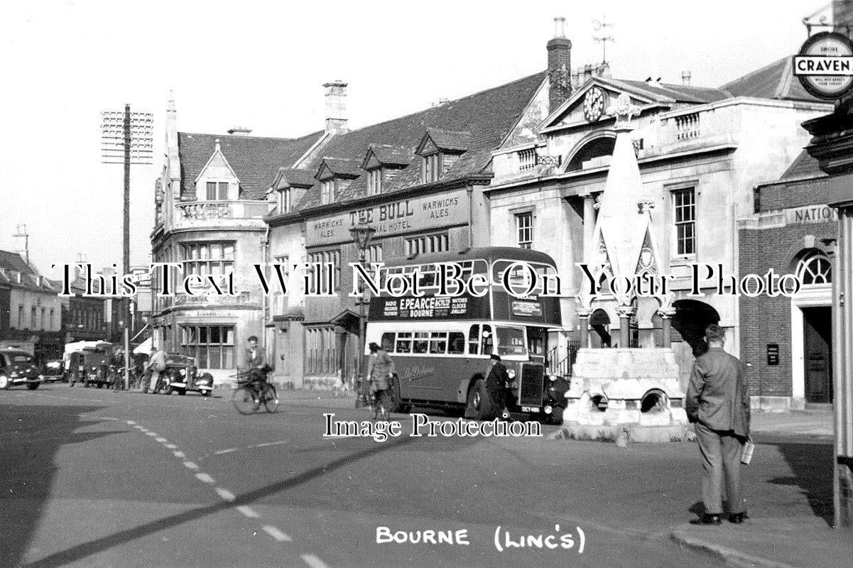 LI 3221 - Bourne, Lincolnshire c1952