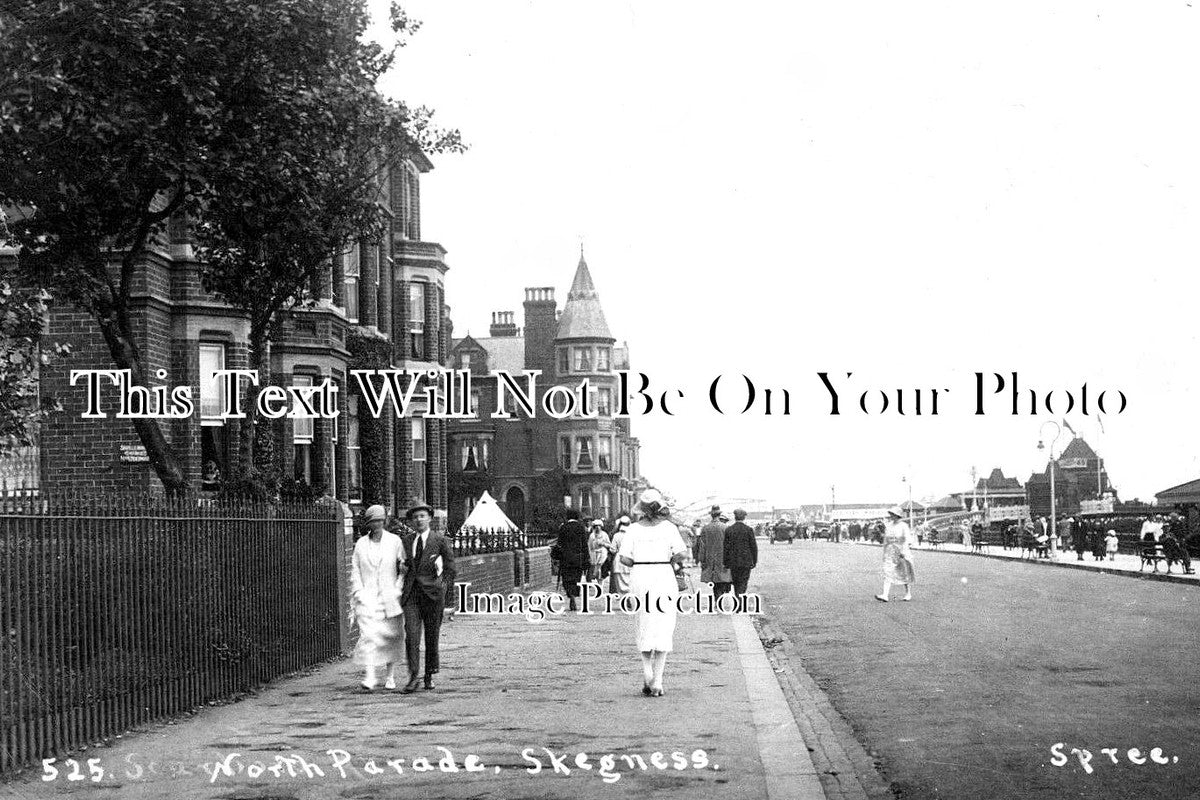 LI 3237 - North Parade, Skegness, Lincolnshire