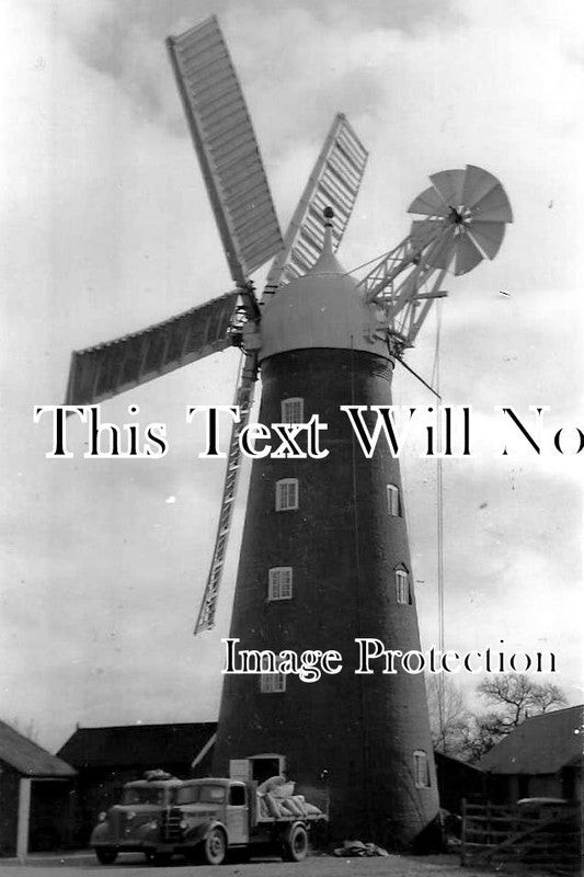 LI 931 - The Windmill, Mill, Skegness, Lincolnshire