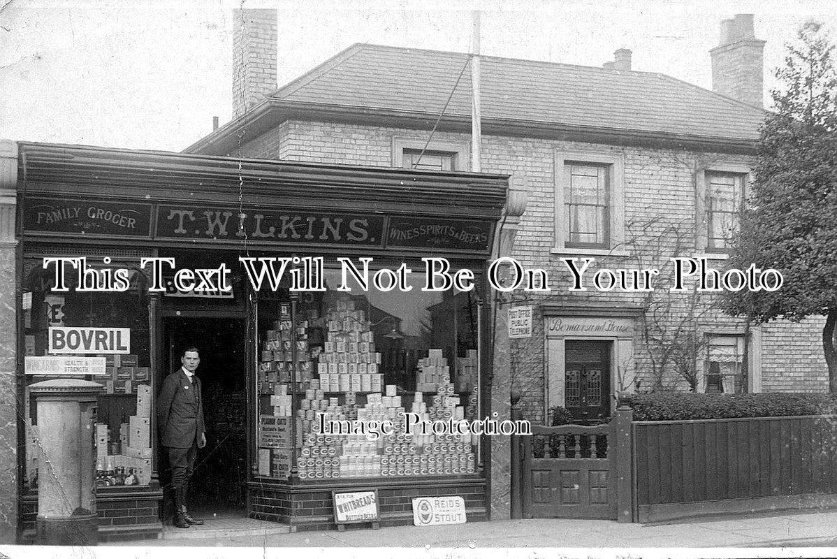 LO 119 - Fortis Green, East Finchley, London