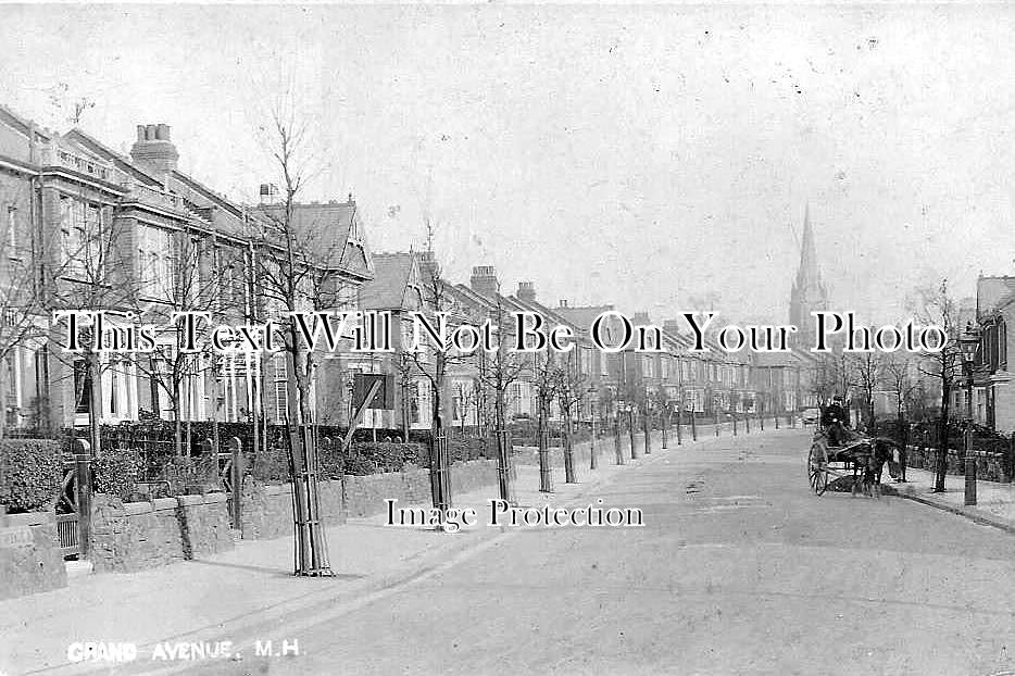 LO 129 - Grand Avenue, Muswell Hill, London c1910