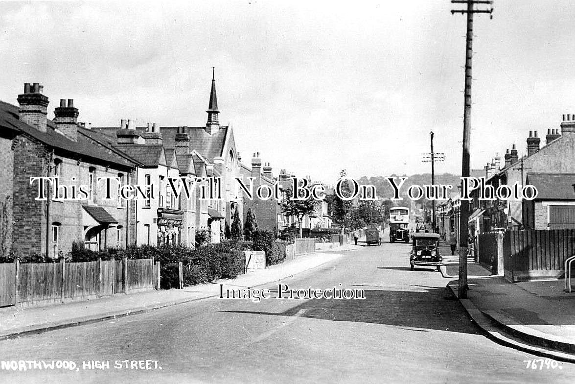 LO 141 - Northwood High Street, London