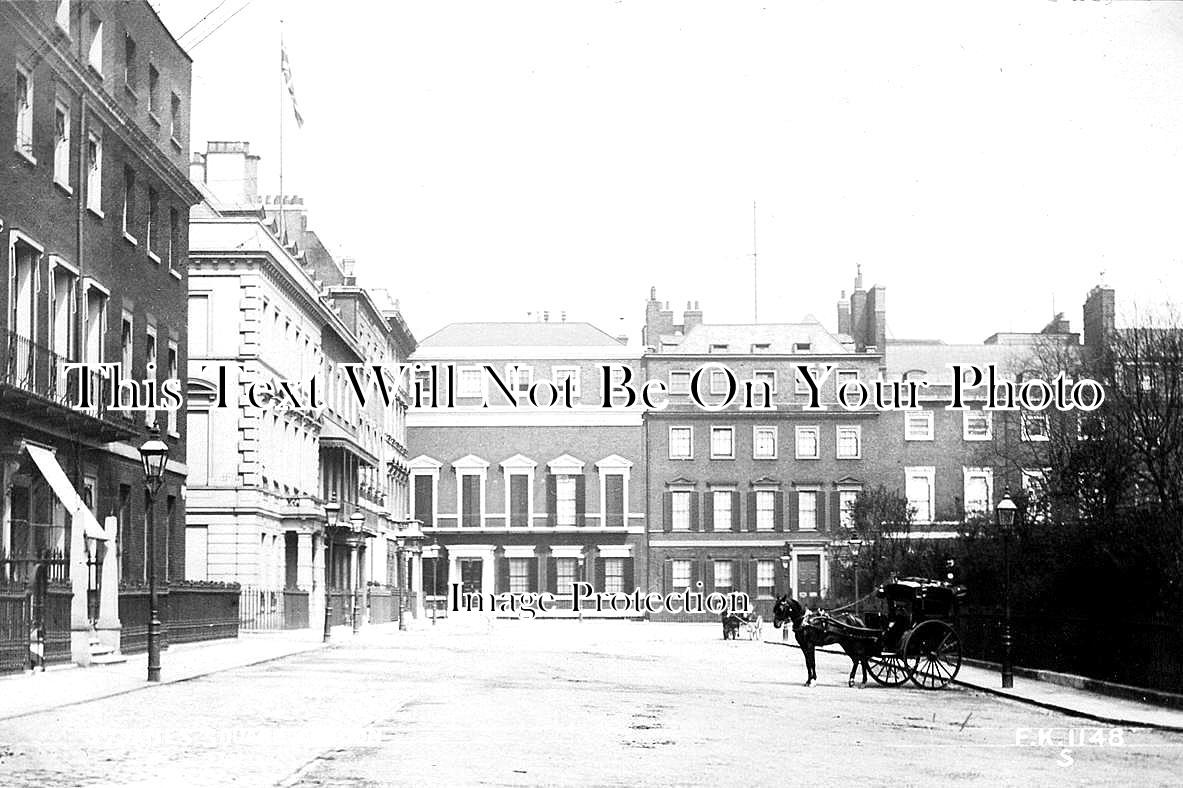 LO 1475 - St Jamess Square, London