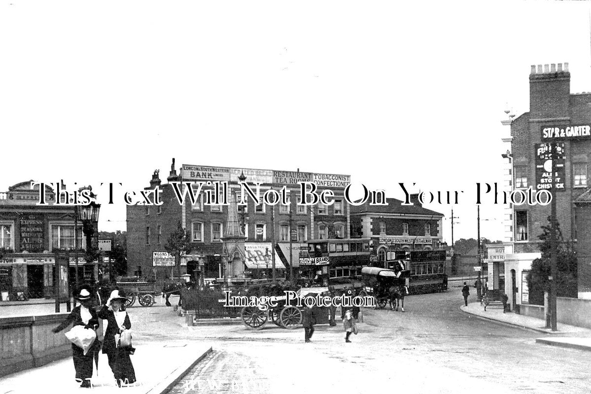 LO 1496 - Tram Terminus, Kew Bridge, Richmond, London c1913