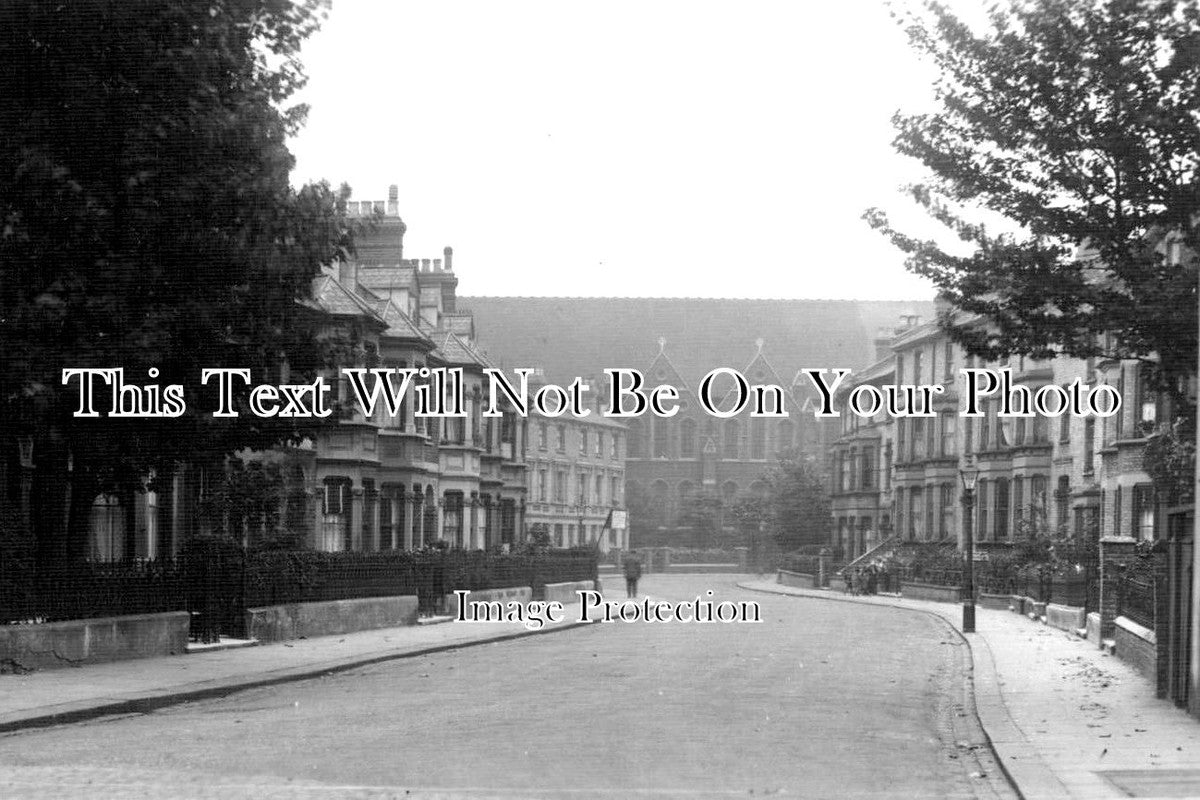 LO 1695 - Dorville Road, Hammersmith, London
