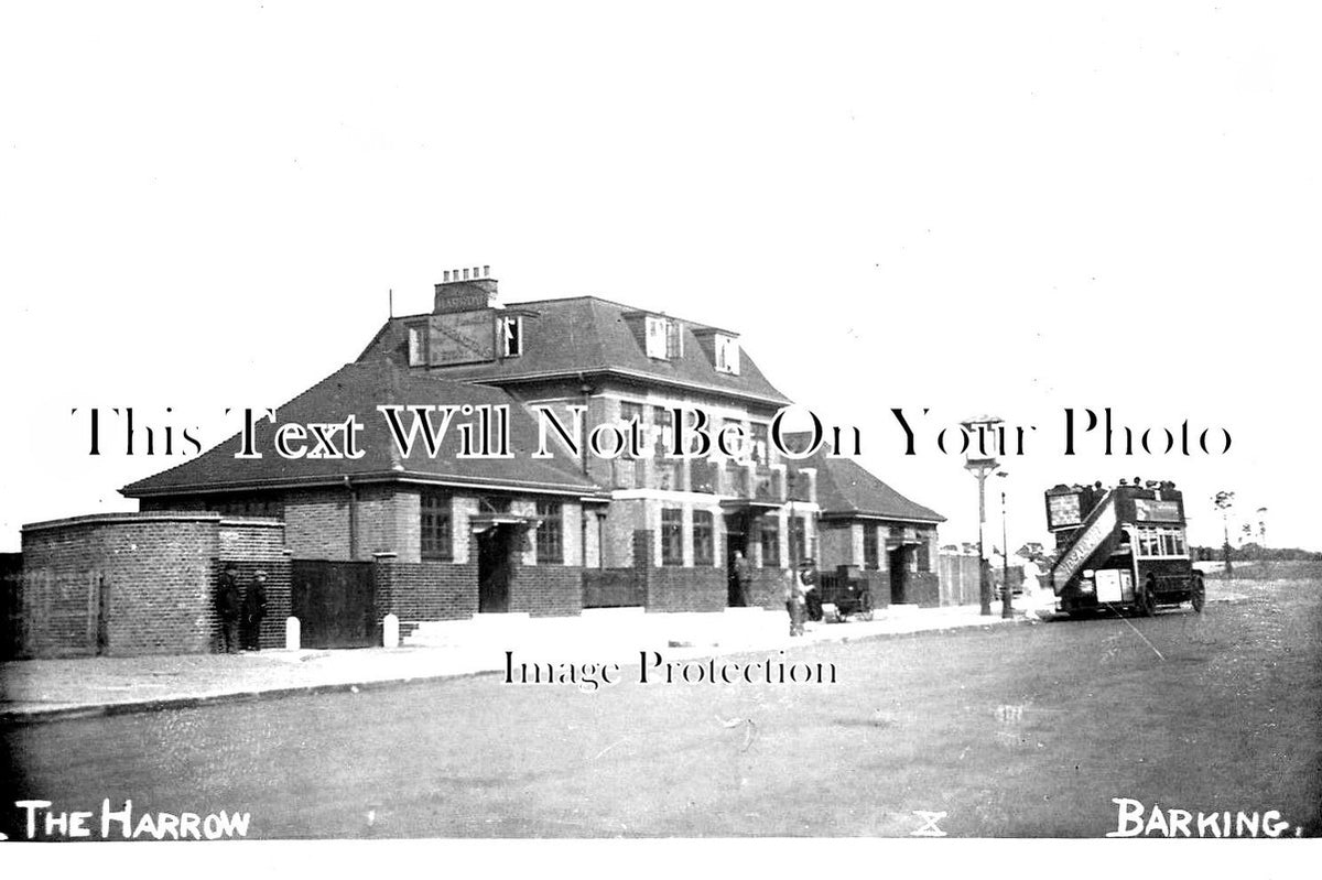 LO 1772 - The Harrow Pub, Barking, London c1928