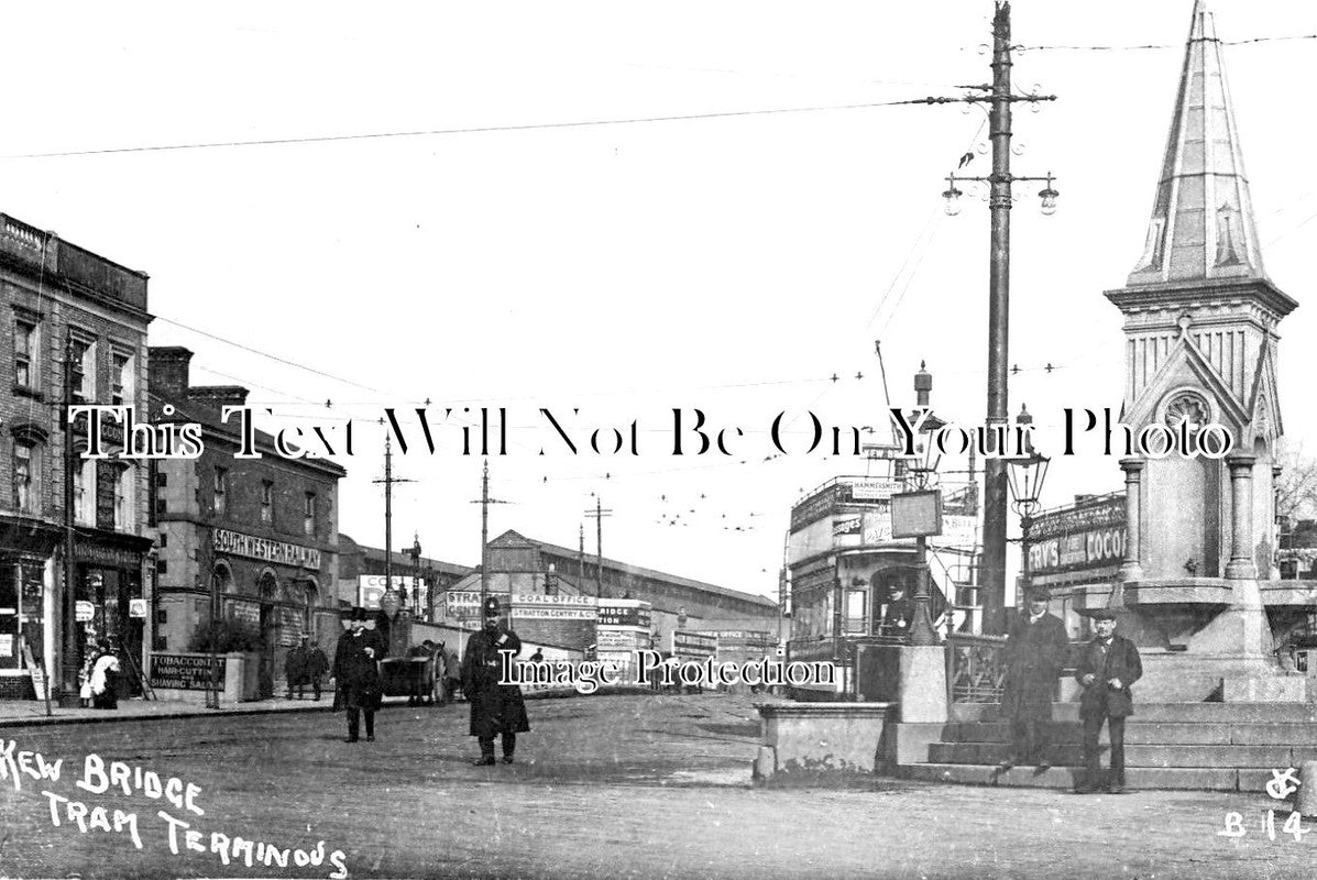 LO 1798 - Kew Bridge Tram Terminus, Richmond, London c1916