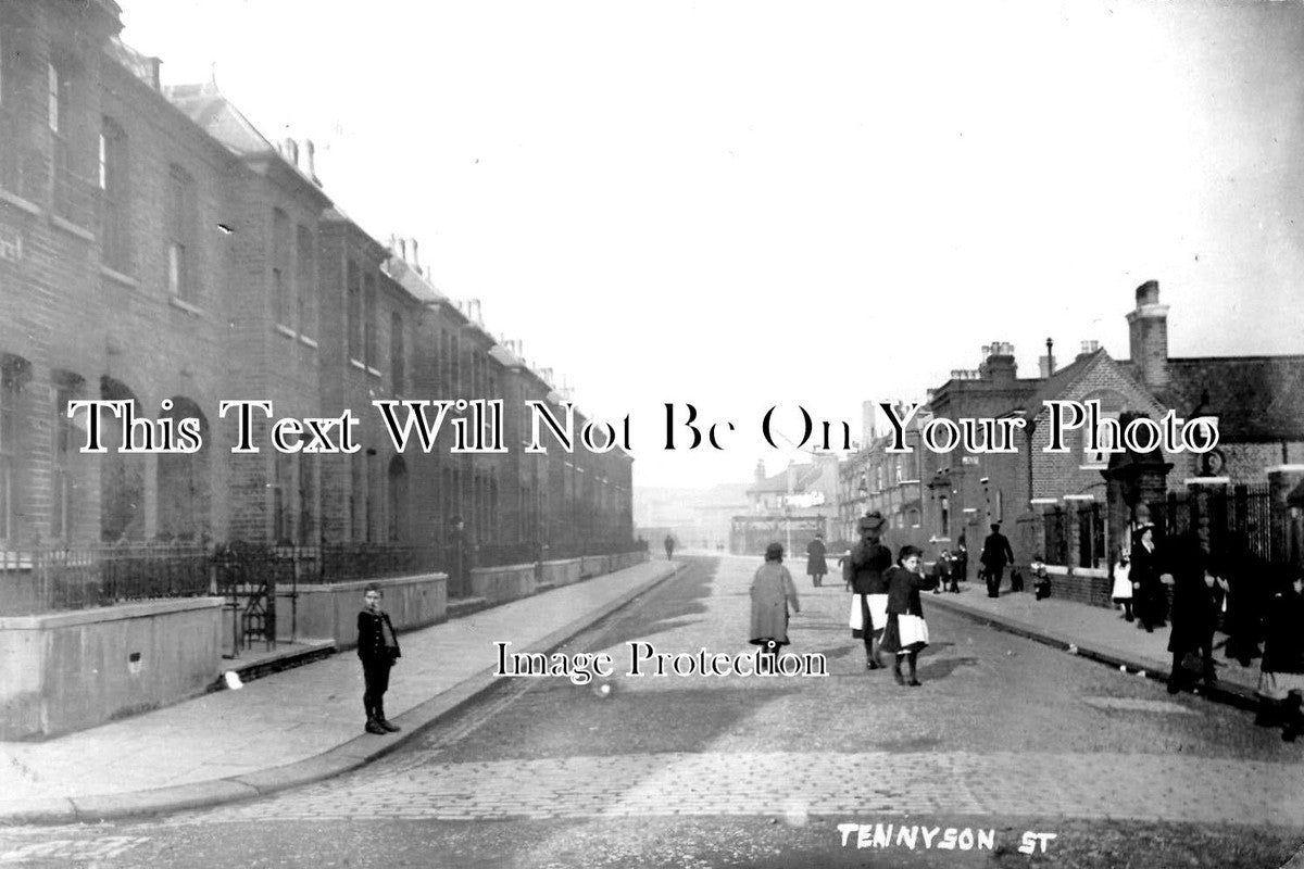 LO 1817 Tennyson Street, Battersea, Wandsworth, London c1912 JB Archive