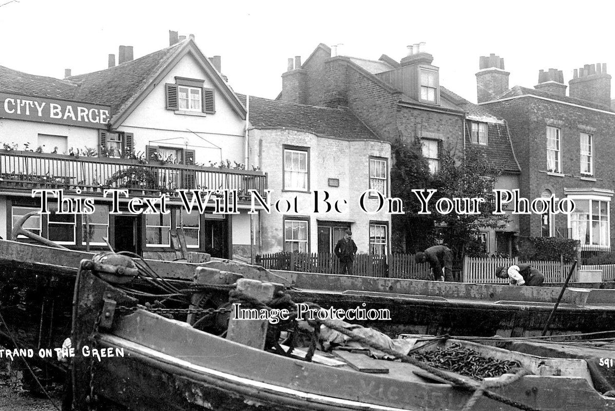 LO 1818 - Strand On The Green, Chiswick, London c1910