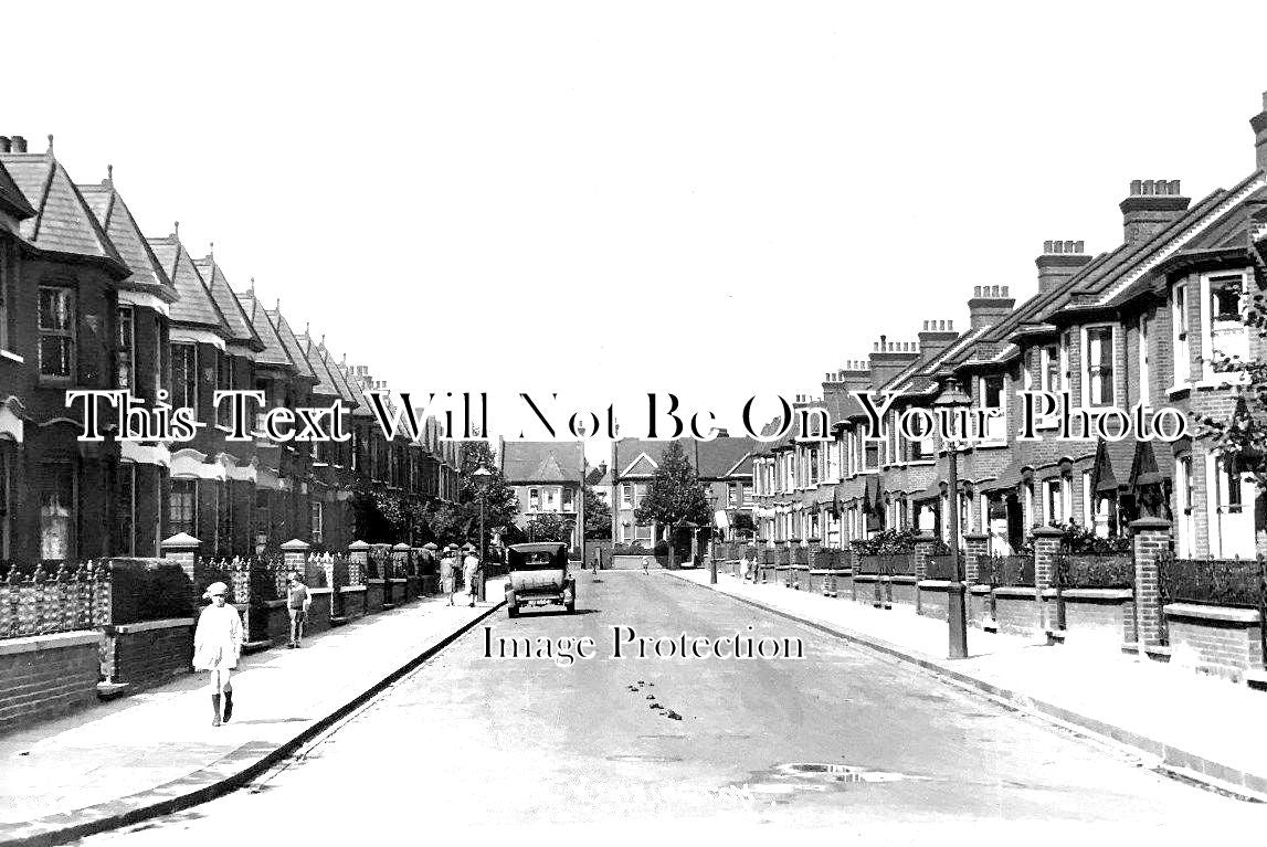 LO 2484 - Finstock Road, North Kensington, London