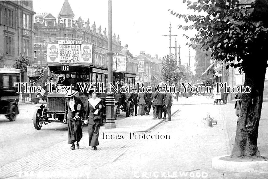 LO 2673 - The Broadway, Cricklewood, London c1912