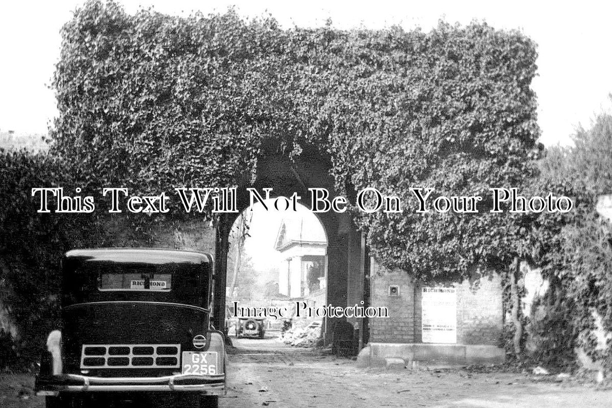 LO 2746 - Demolition Of Queensbury House, Richmond, Surrey