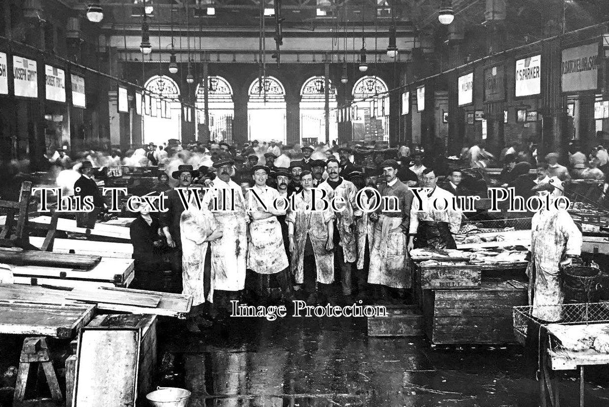 LO 2889 - Billingsgate Fish Market, London Life