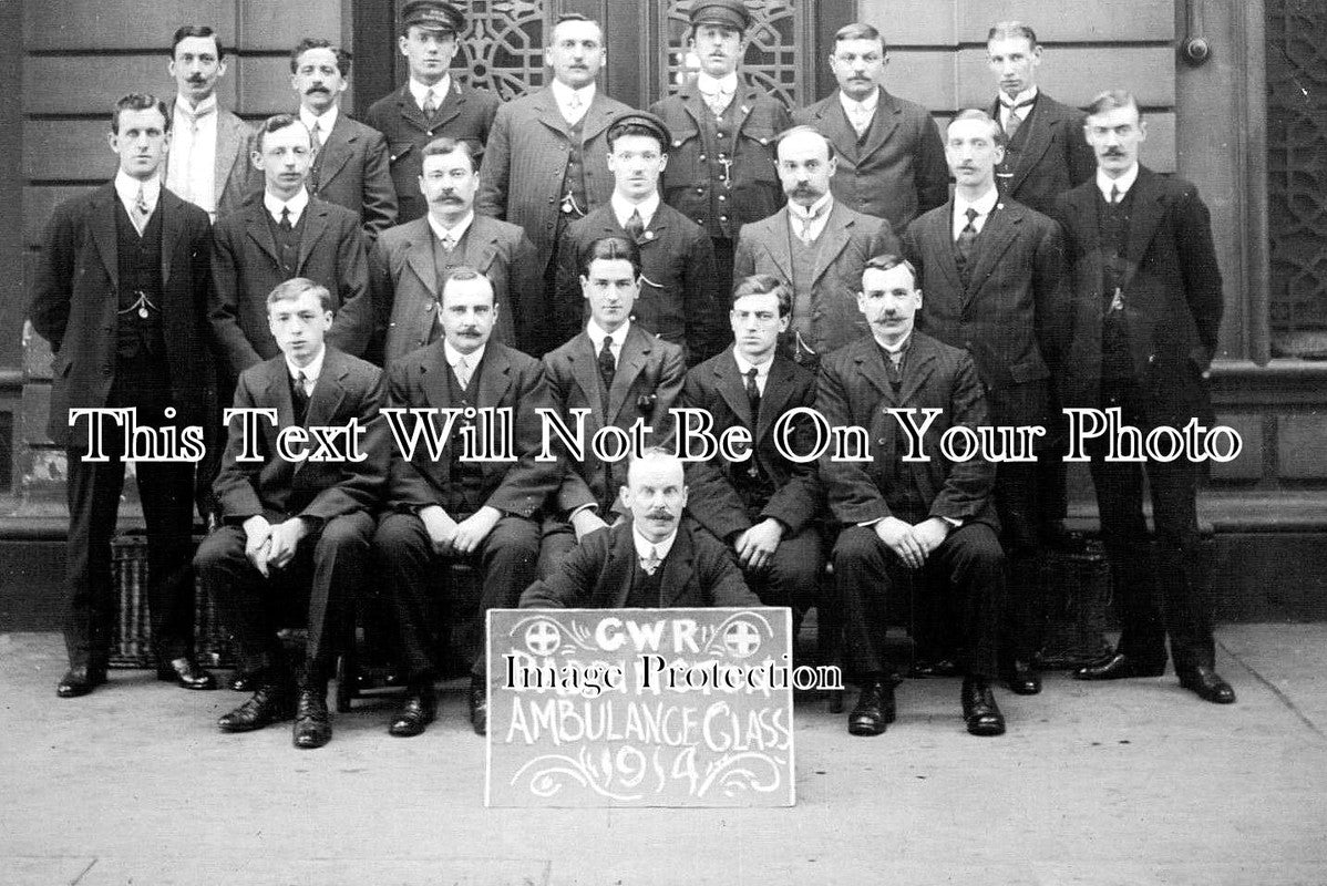 LO 2920 - Great Western Railway Ambulance Class, Paddington, London 1914