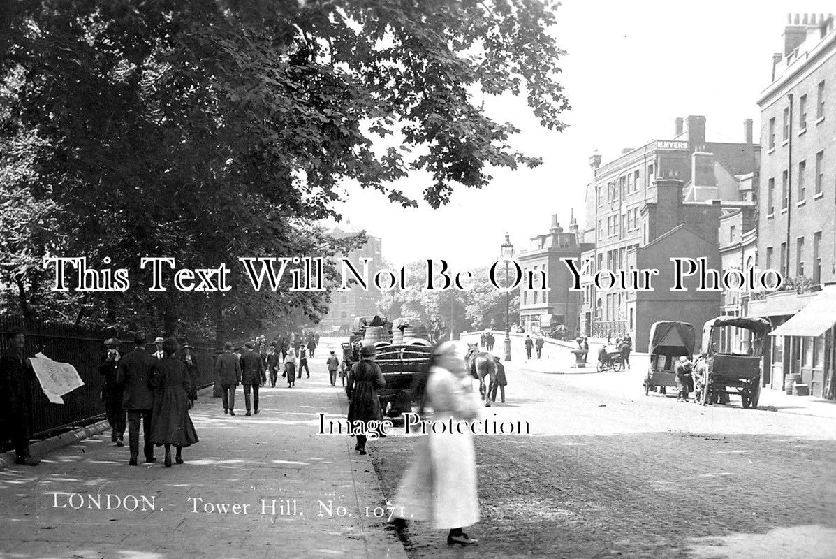 LO 3004 - Tower Hill, London