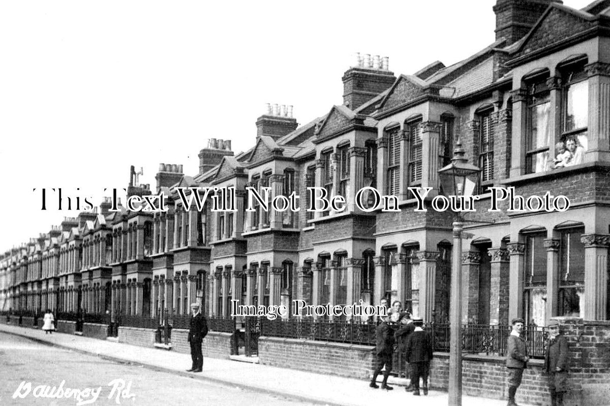 LO 3068 - Daubeney Road, Lower Clapton, London
