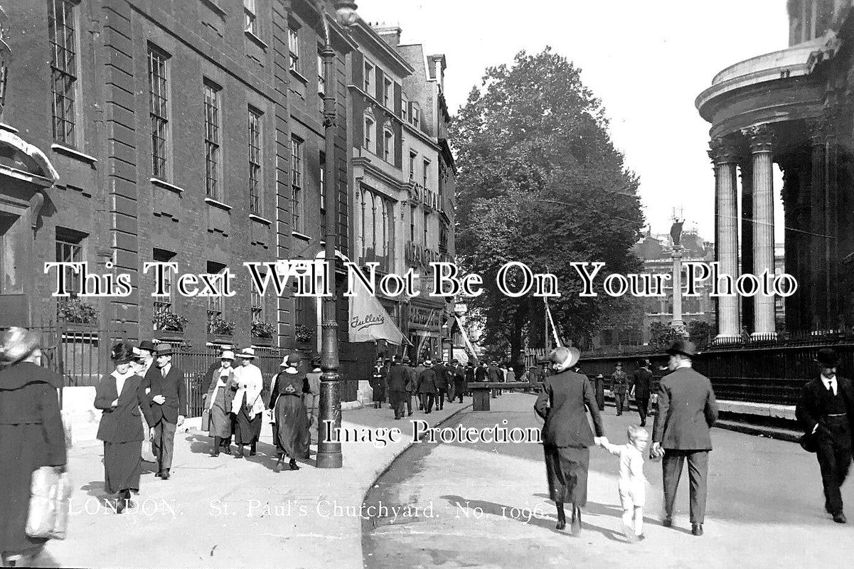 LO 3248 - St Pauls Churchyard, London