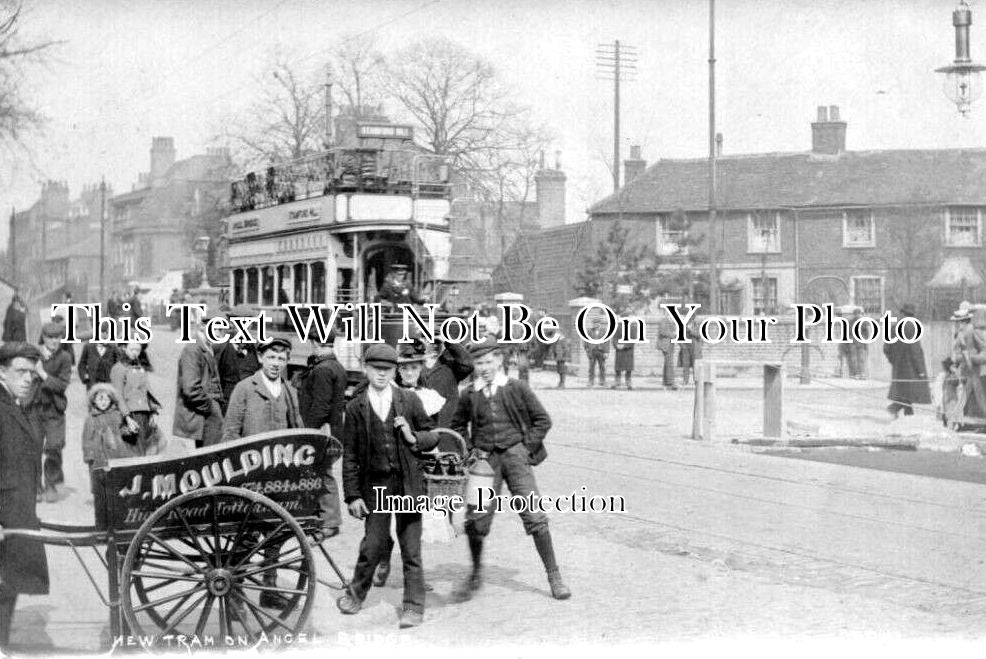 LO 3304 - Angel Bridge, Islington, London c1910