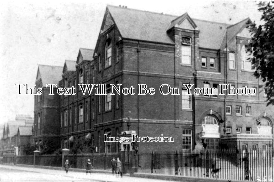 LO 344 - Gladstone Avenue School, Wood Green, London c1912
