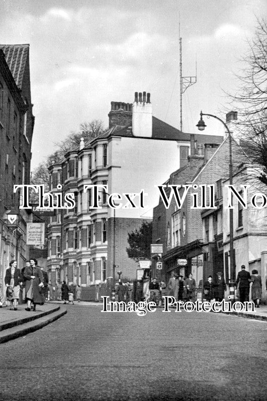 LO 3506 - Heath Street, Hampstead, London