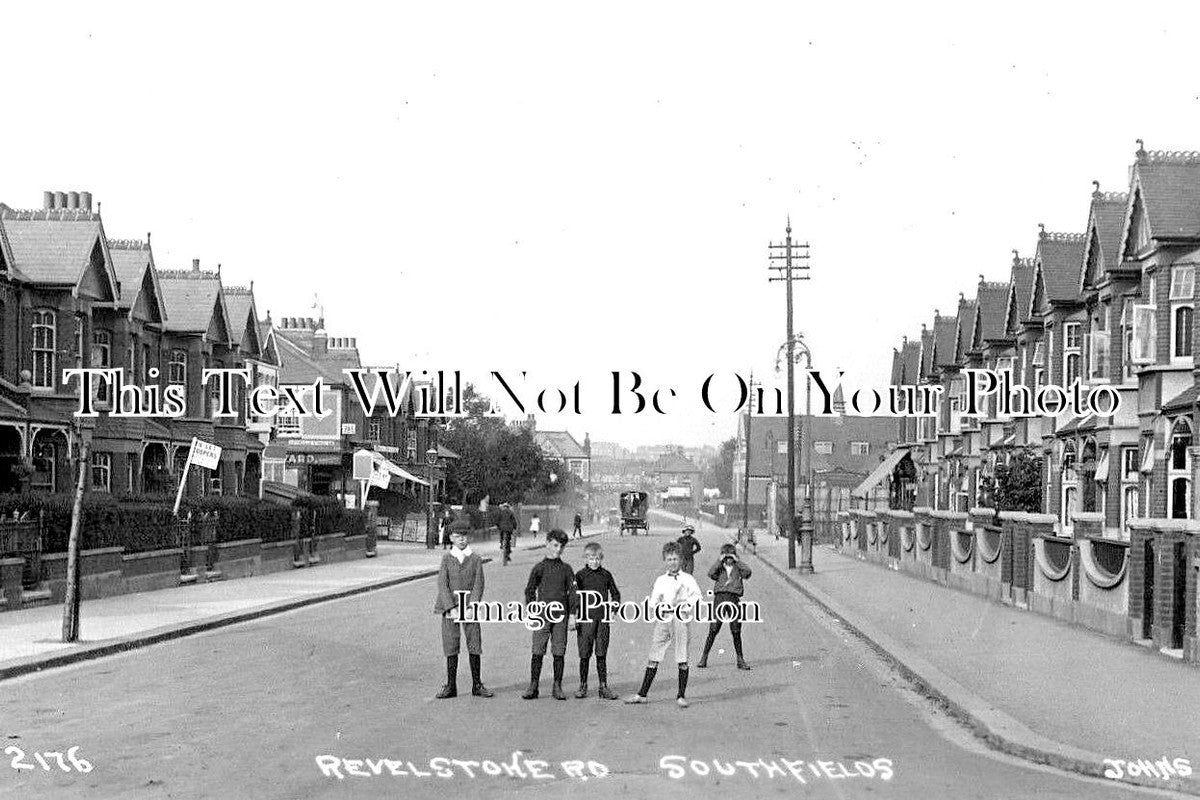 LO 3807 - Revelstoke Road, Southfields, London c1916