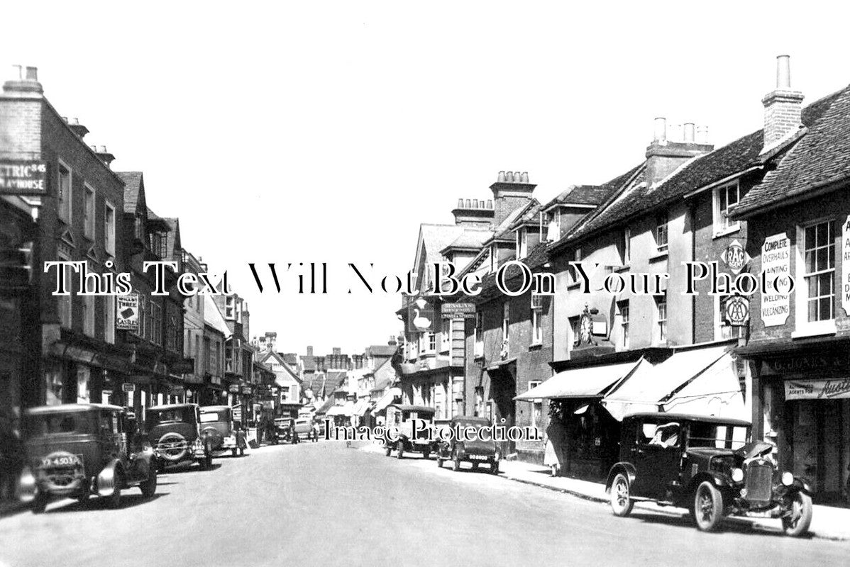 LO 3847 - Rickmansworth High Street, London