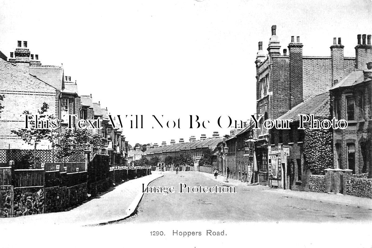 LO 3935 - Hoppers Road, Palmers Green, London c1910