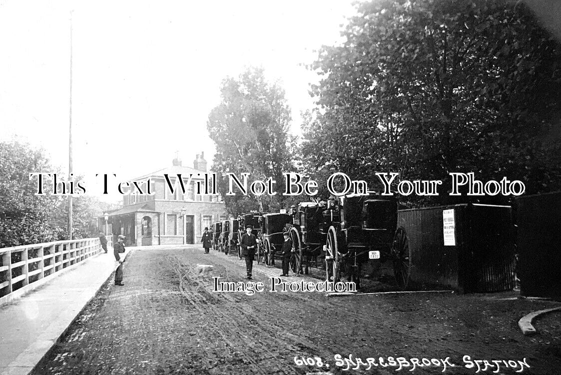 LO 4097 - Snaresbrook Railway Station, Leytonstone, London