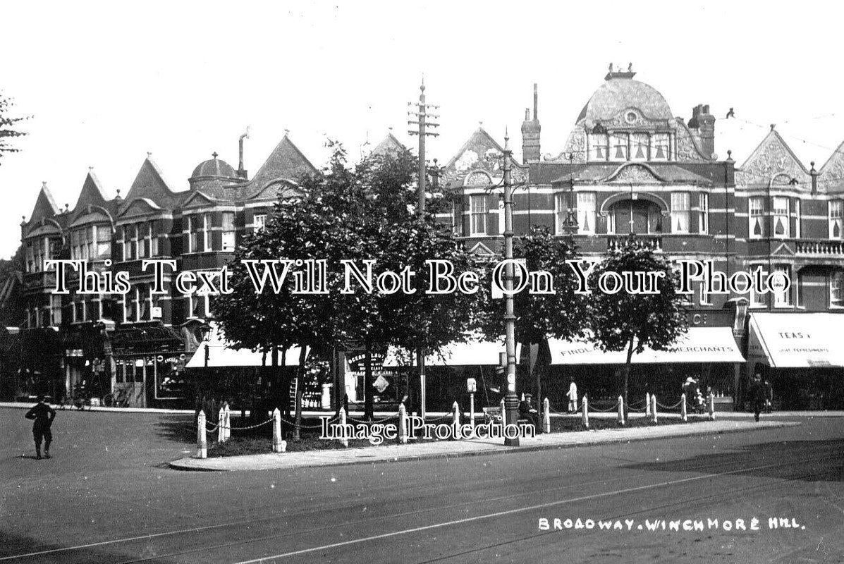LO 4113 - Broadway, Winchmore Hill, London