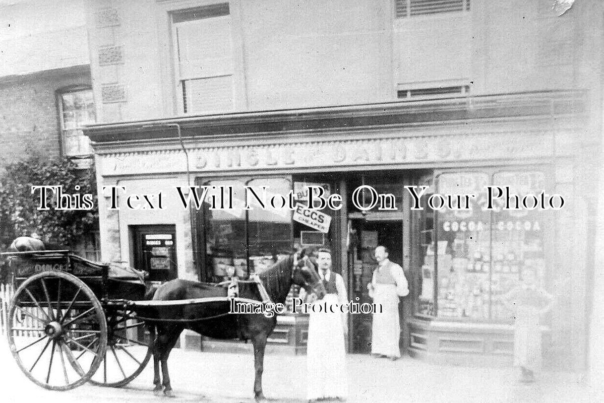 LO 4116 - Hampton Hill, Teddington, London