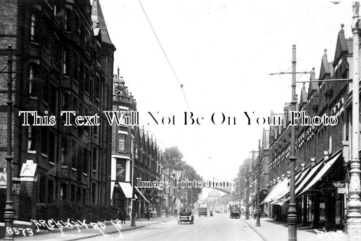 LO 4146 - Archway Road, Highgate, London c1924