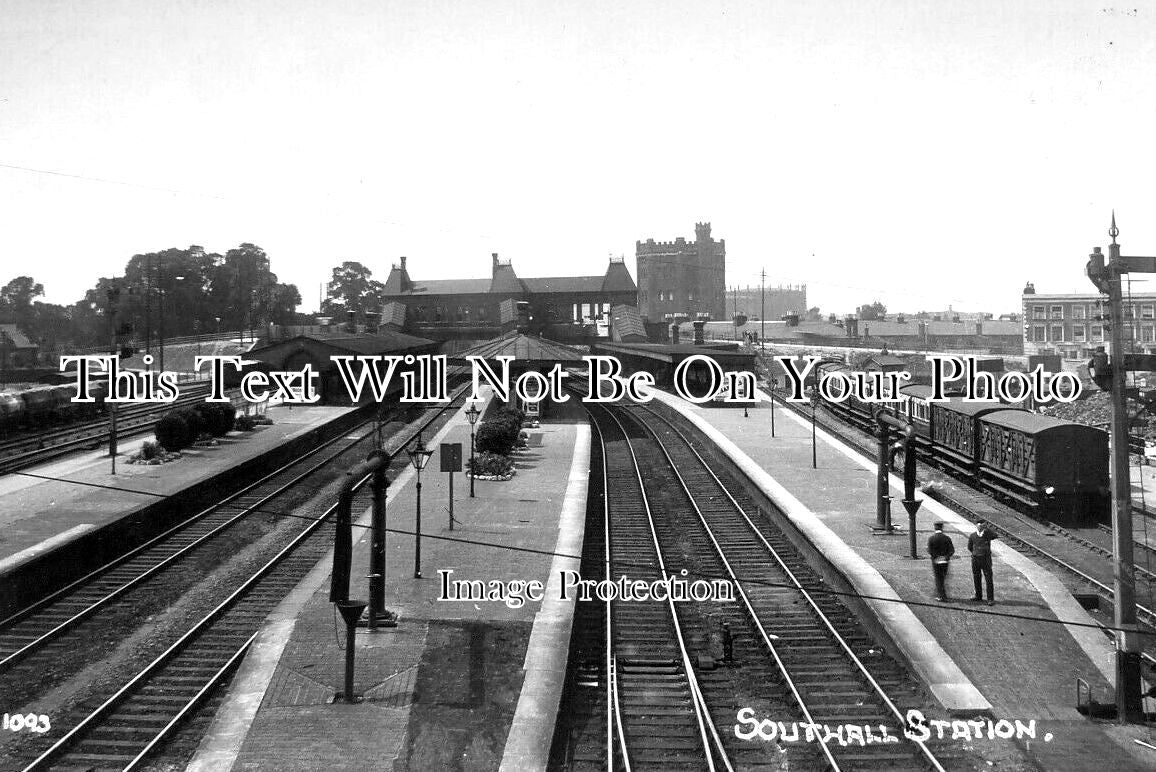 LO 4333 - Southall Railway Station, London
