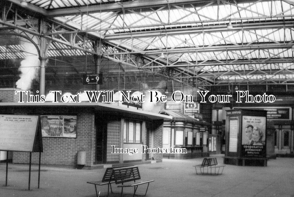 LO 5088 - Broad Street Railway Station, London