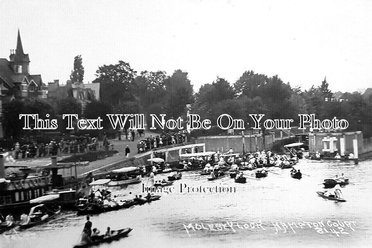LO 5184 - Molesey Lock, Hampton Court, River Thames, London