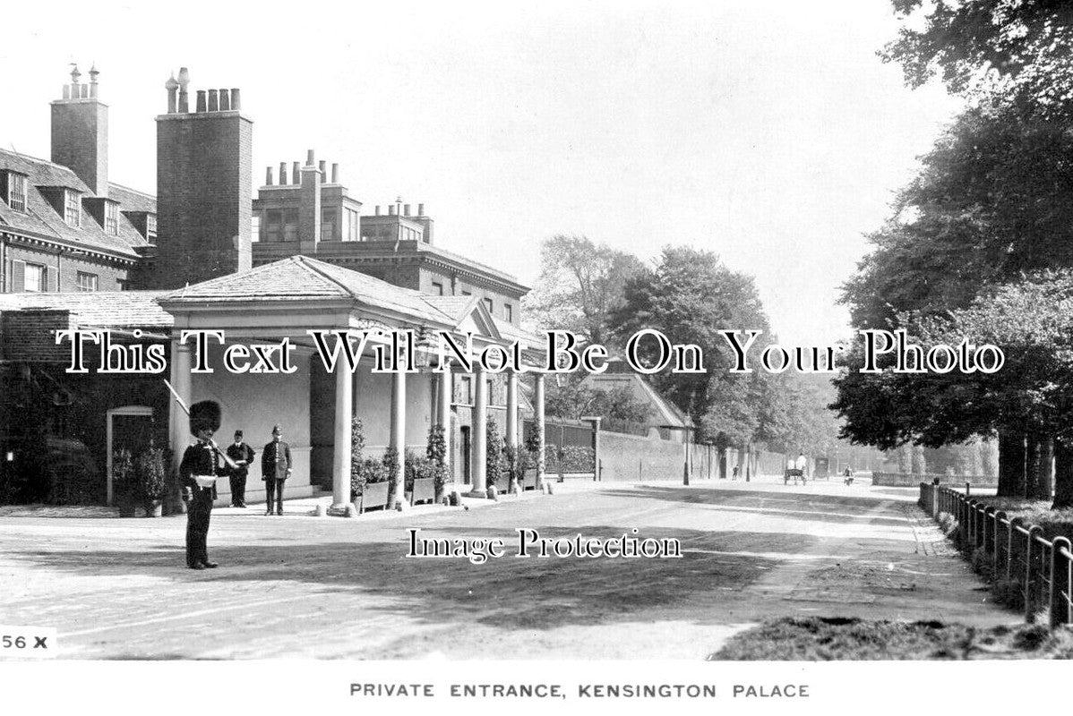 LO 5241 - Private Entrance, Kensington Palace, London c1911