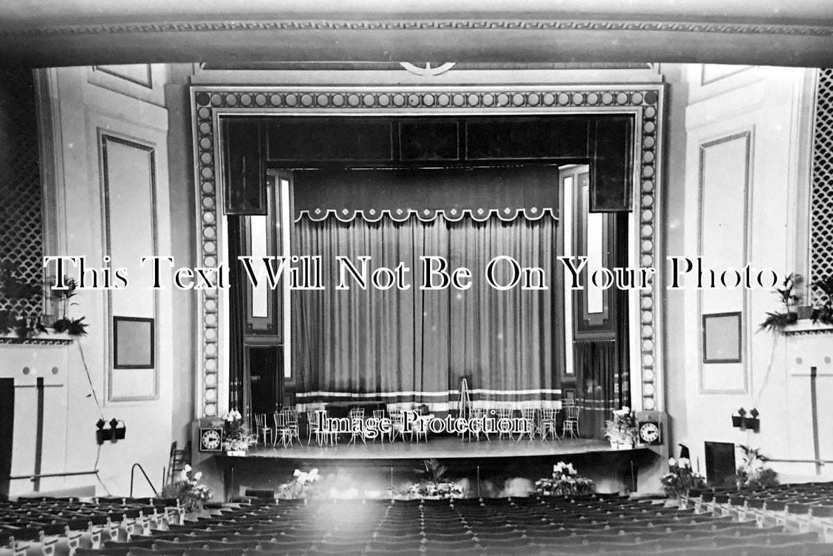LO 539 - New Cross Kinema Interior, London c1925