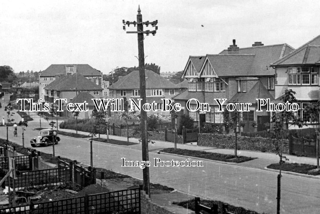 LO 544 - Worcester Park, Near Esher Kingston, London