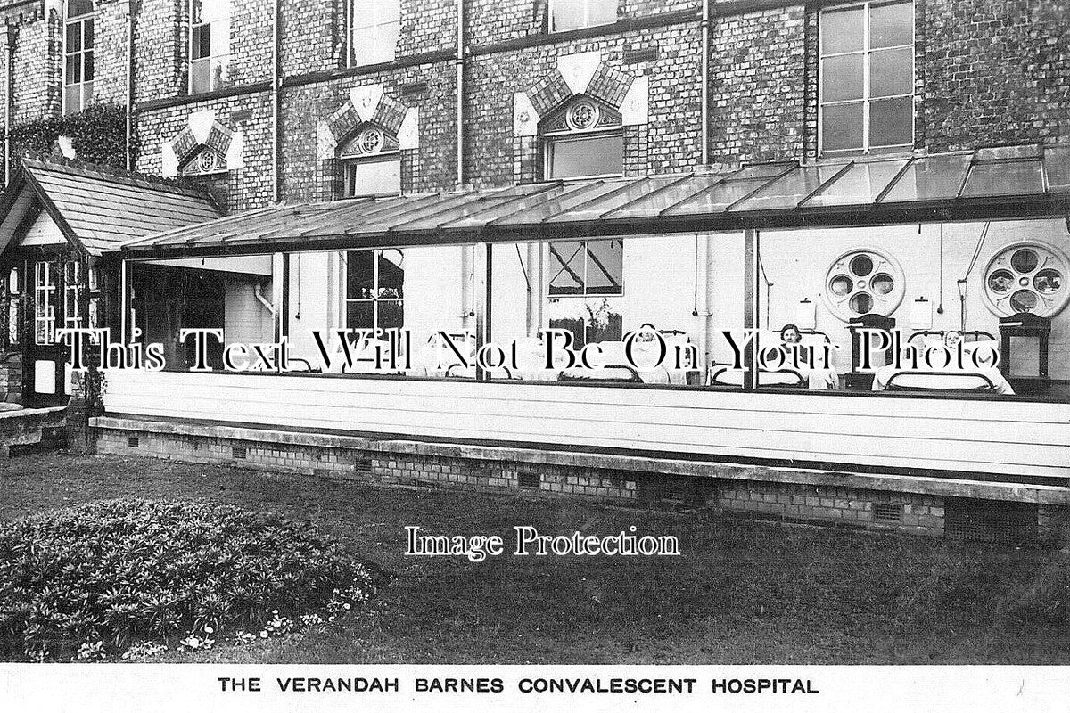 LO 5531 - The Verandah Barnes Convalescent Hospital, London c1938