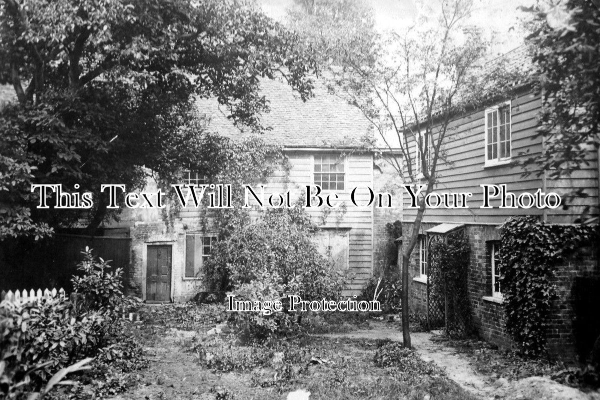 LO 891 - Old House In Hornsey High Street, Now Demolished, London c1890