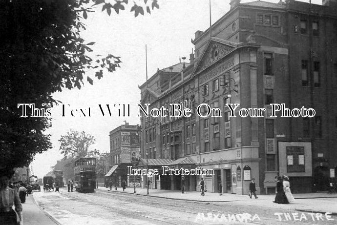 LO 902 - Stoke Newington Road, London