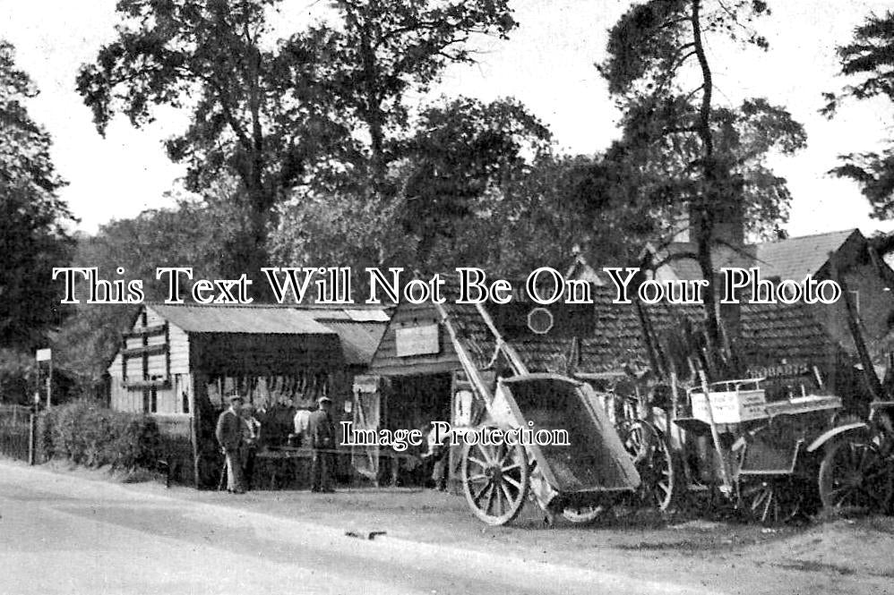 Mi 2055 - The Old Smithy, Eastcote Blacksmith, Middlesex, London C1920 