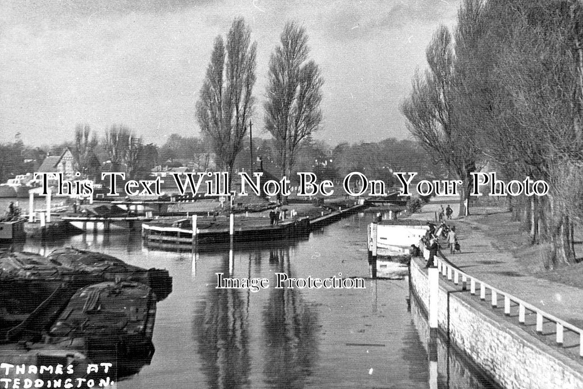MI 2567 - Thames At Teddington, Middlesex