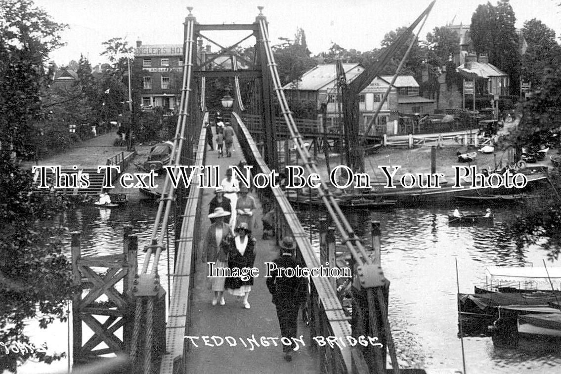 MI 2574 - Teddington Bridge, Middlesex