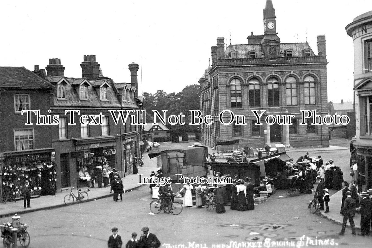 MI 2578 - Town Hall & Market Square, Staines, Middlesex