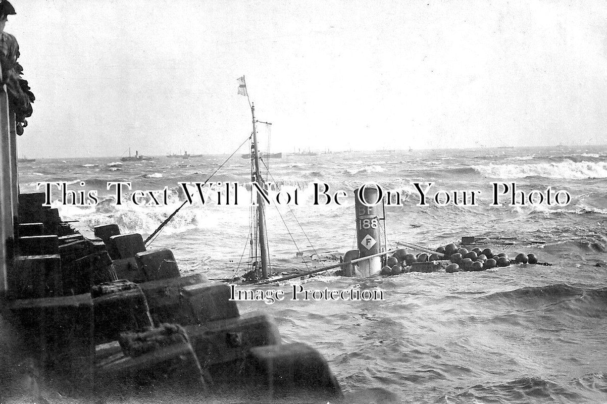 NF 1098 - Shipwreck On Great Yarmouth Harbour Mouth, Norfolk