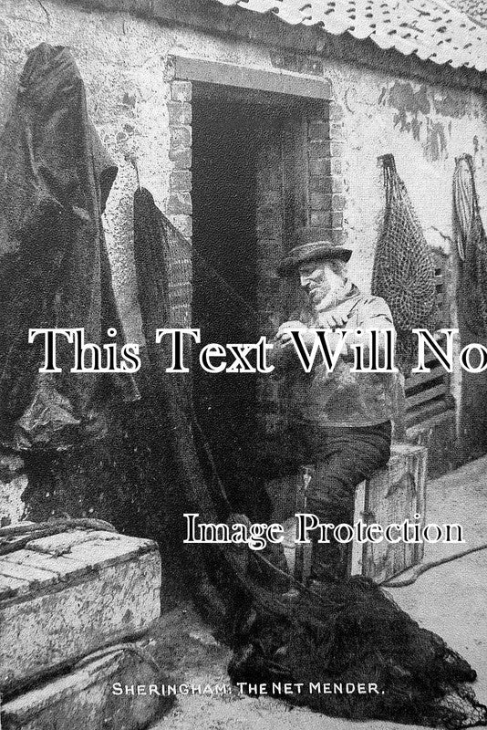 NF 11 - The Net Mender, Sheringham, Norfolk