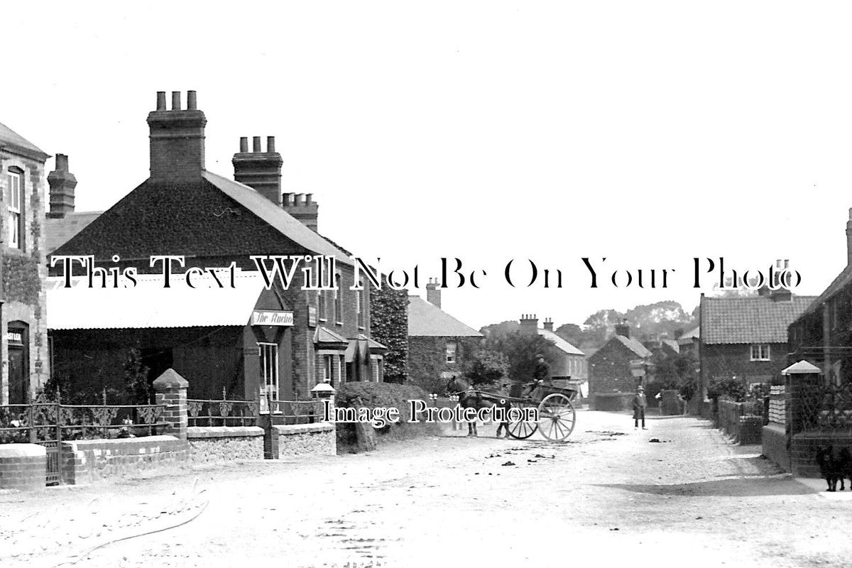NF 1126 - High Street, Heacham, Norfolk c1910