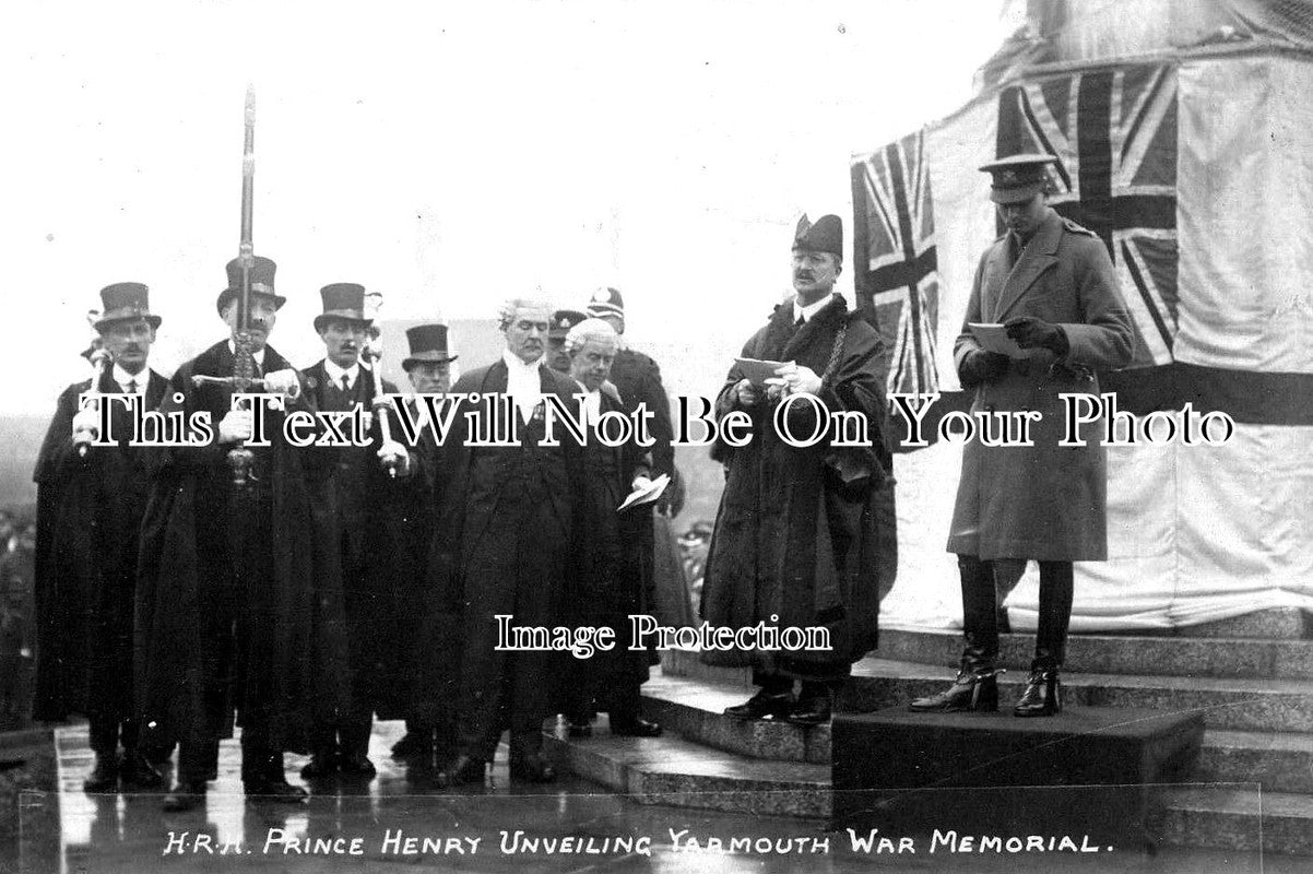 NF 1167 - H.R.H Prince Henry Unveiling Great Yarmouth War Memorial, Norfolk